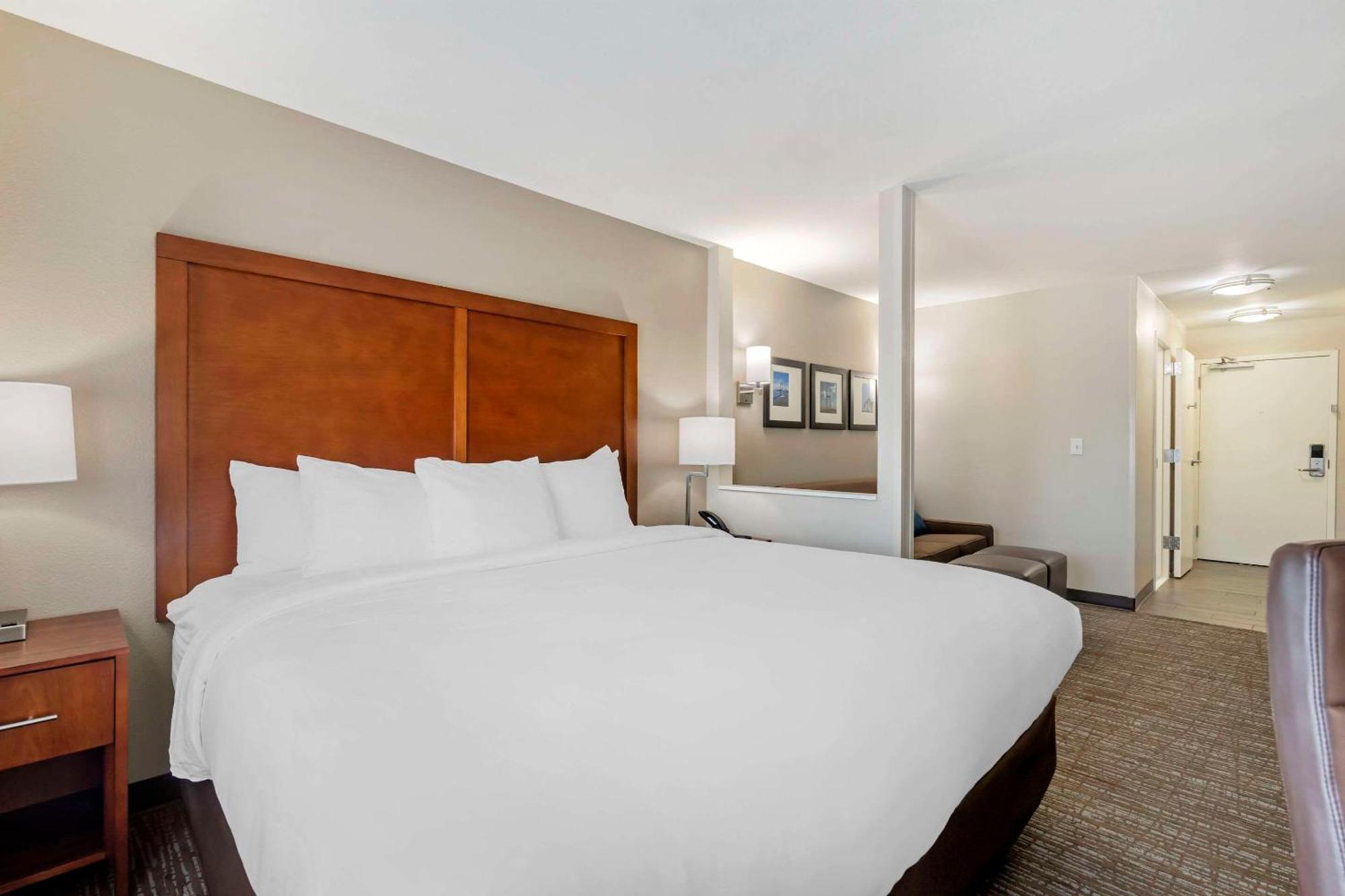 Comfort Inn & Suites برونزويك المظهر الخارجي الصورة