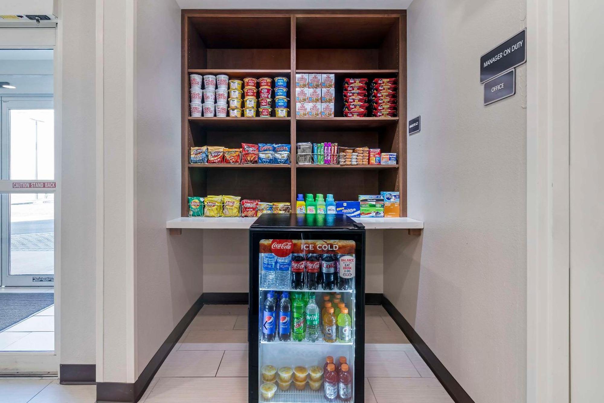 Comfort Inn & Suites برونزويك المظهر الخارجي الصورة
